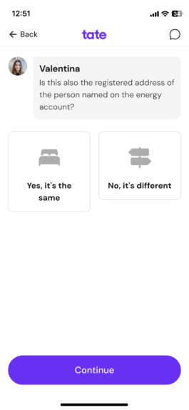 Screen asking whether the supply address is also the registered address, with the answers Sì, è lo stesso and No, è diverso 