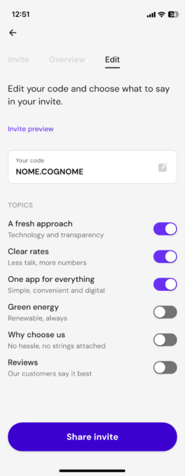 Dashboard, Customise tab: the code and the invitation topics with toggles 